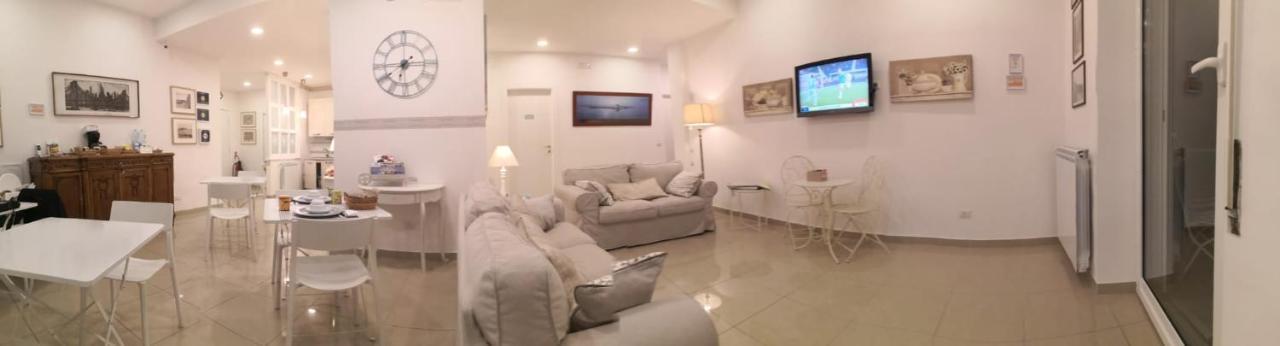 Guantai 30 Bed and Breakfast Napoli Eksteriør billede