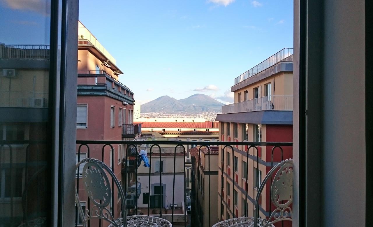 Guantai 30 Bed and Breakfast Napoli Eksteriør billede